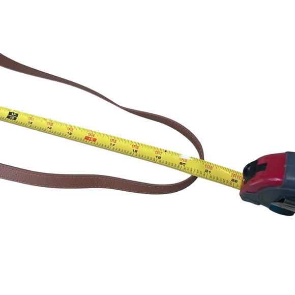 Thirty One Jewell Round Canteen Style Crossbody Purse Tan Navy Striped Straw NWT - Picture 15 of 16